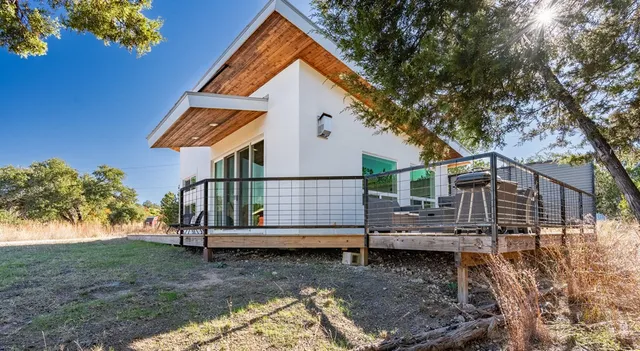 $1,975,000 | 903 Eichen Strasse, Fredericksburg, TX 78624