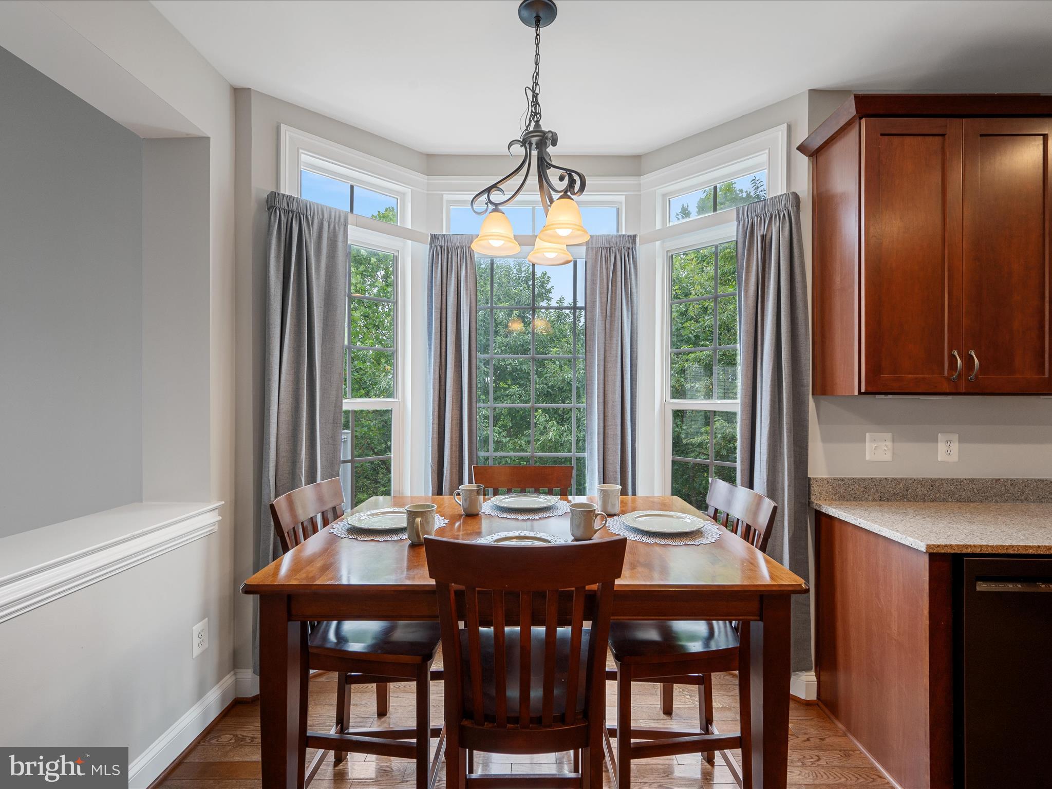 103 Prairie Place Stephenson, VA 22656 - Photo 14 of 90 Breakfast Area