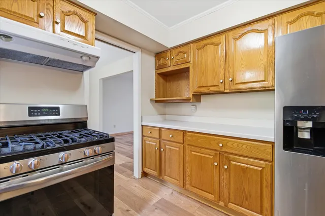 $3,300 | 2825 Tuebingen Parkway, Ann Arbor, MI 48105