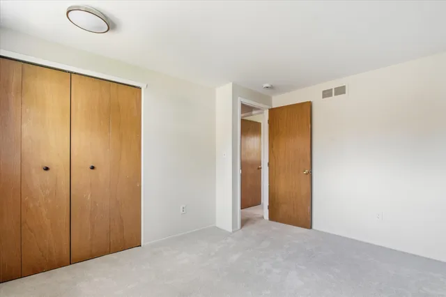 $3,300 | 2825 Tuebingen Parkway, Ann Arbor, MI 48105