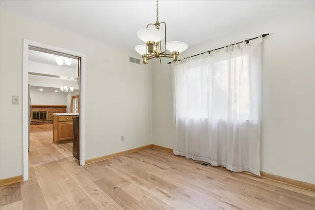 $3,300 | 2825 Tuebingen Parkway, Ann Arbor, MI 48105