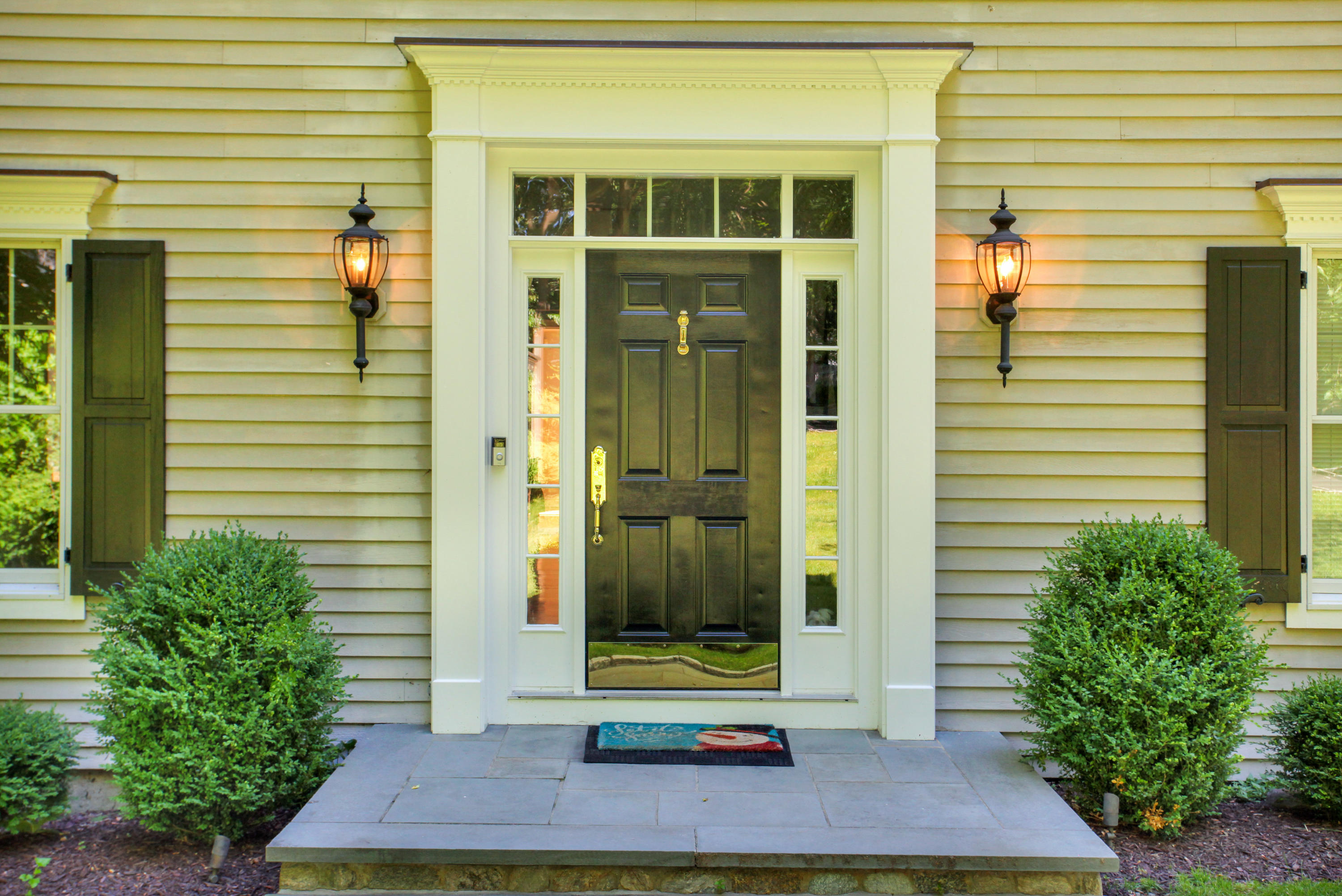 176 Gerdes Road New Canaan, CT 06840 - Photo 3 of 42 Front entry