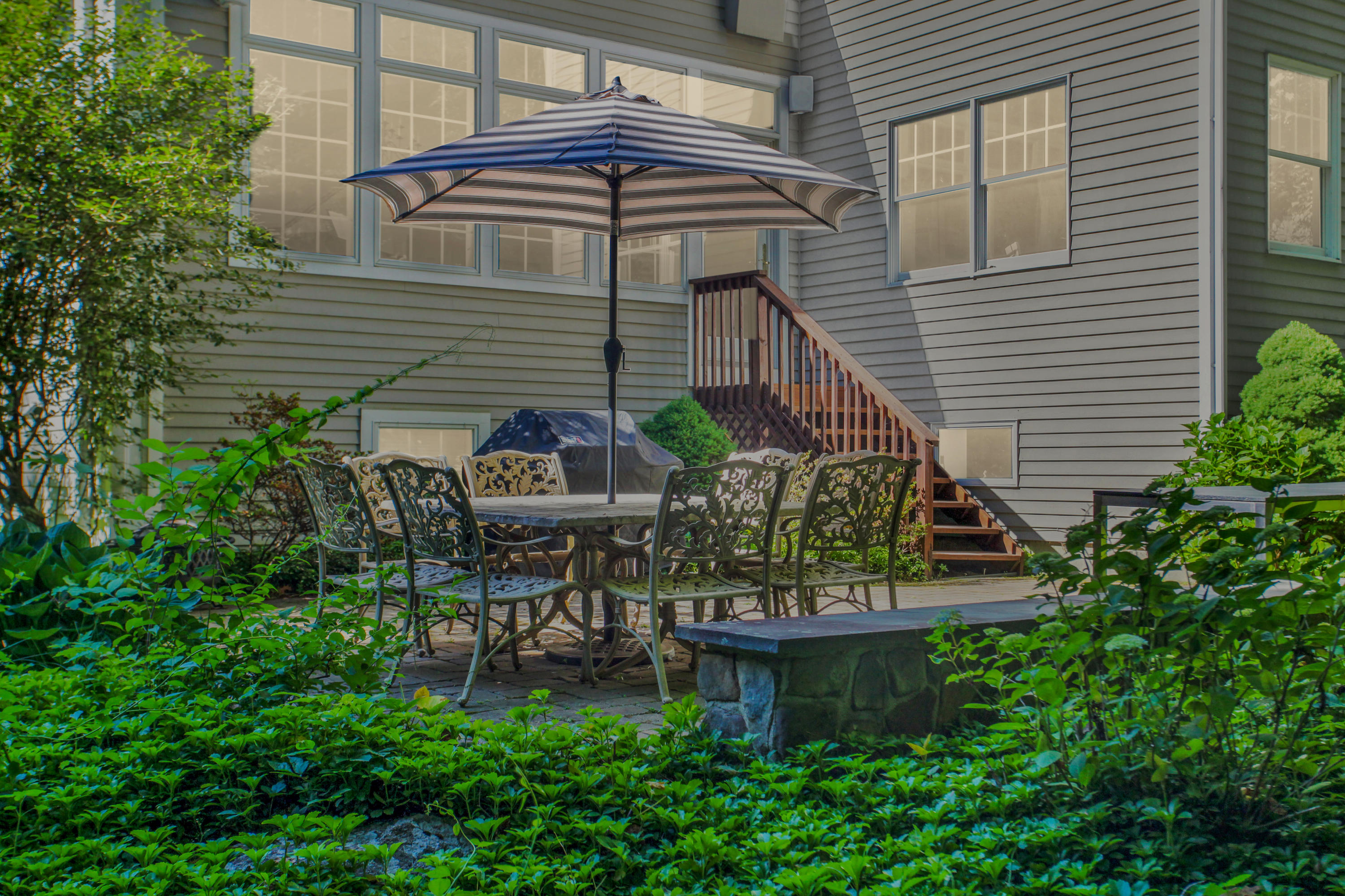 176 Gerdes Road New Canaan, CT 06840 - Photo 33 of 42 Side flagstone patio