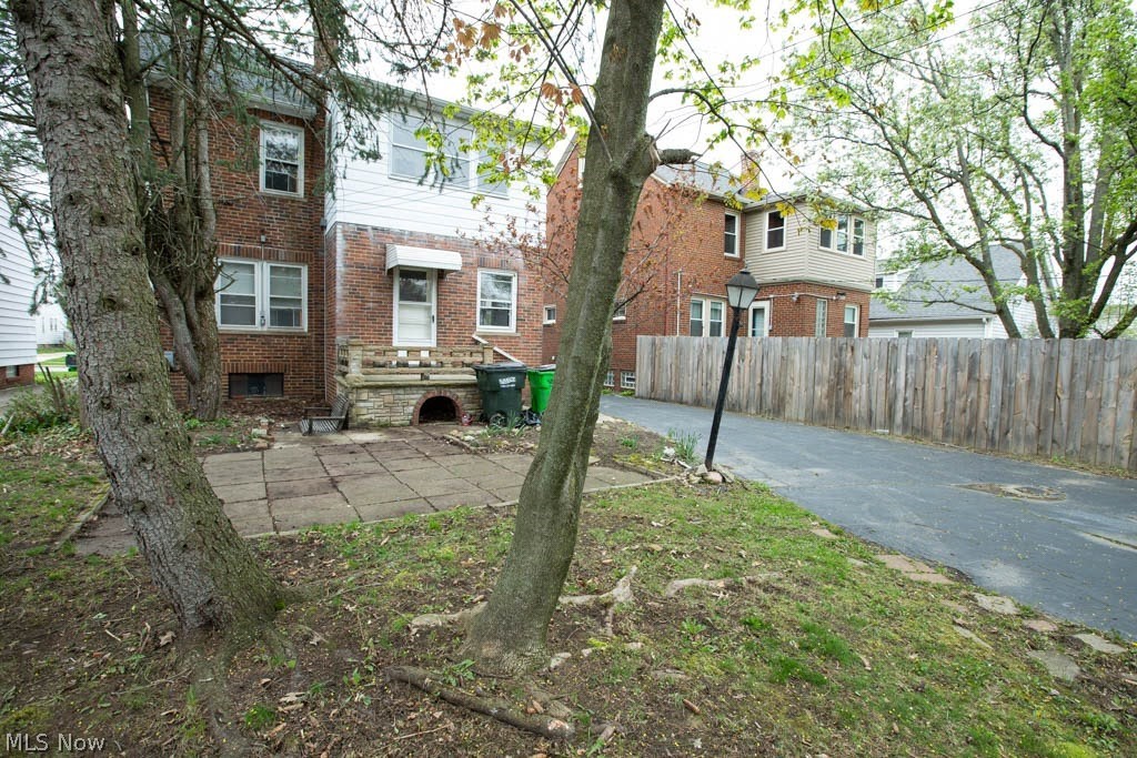 1263 Winston Road Cleveland, OH 44121 - Photo 31 of 35