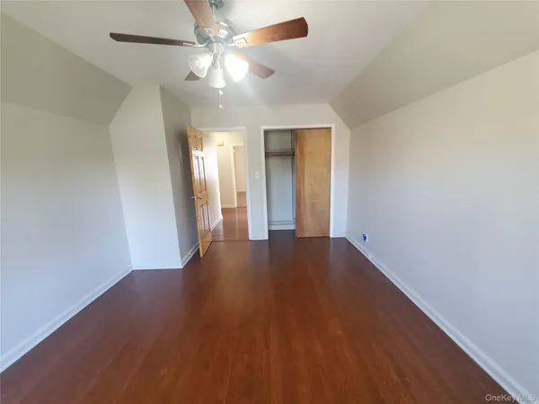 $3,075 | 16606 Willets Point Boulevard | Clearview