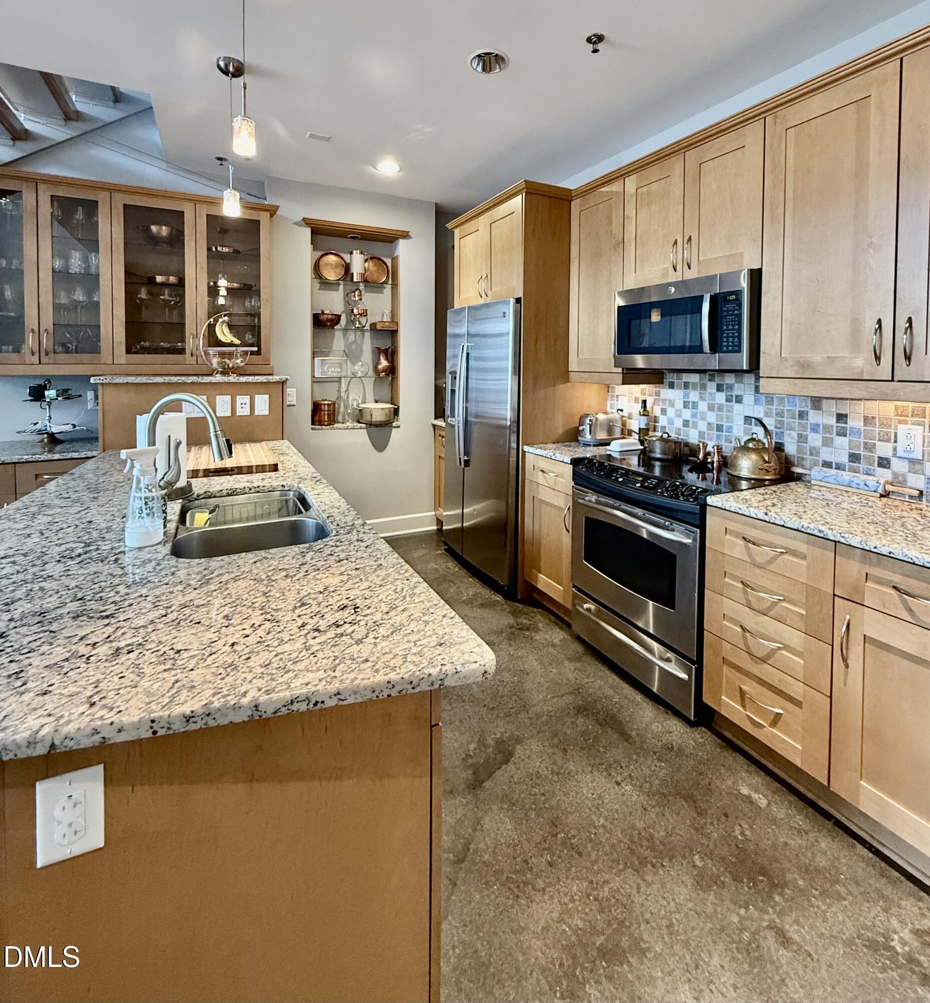 2608 Erwin Road, Unit 418 Durham, NC 27705 - Photo 2 of 40 IMG_0524