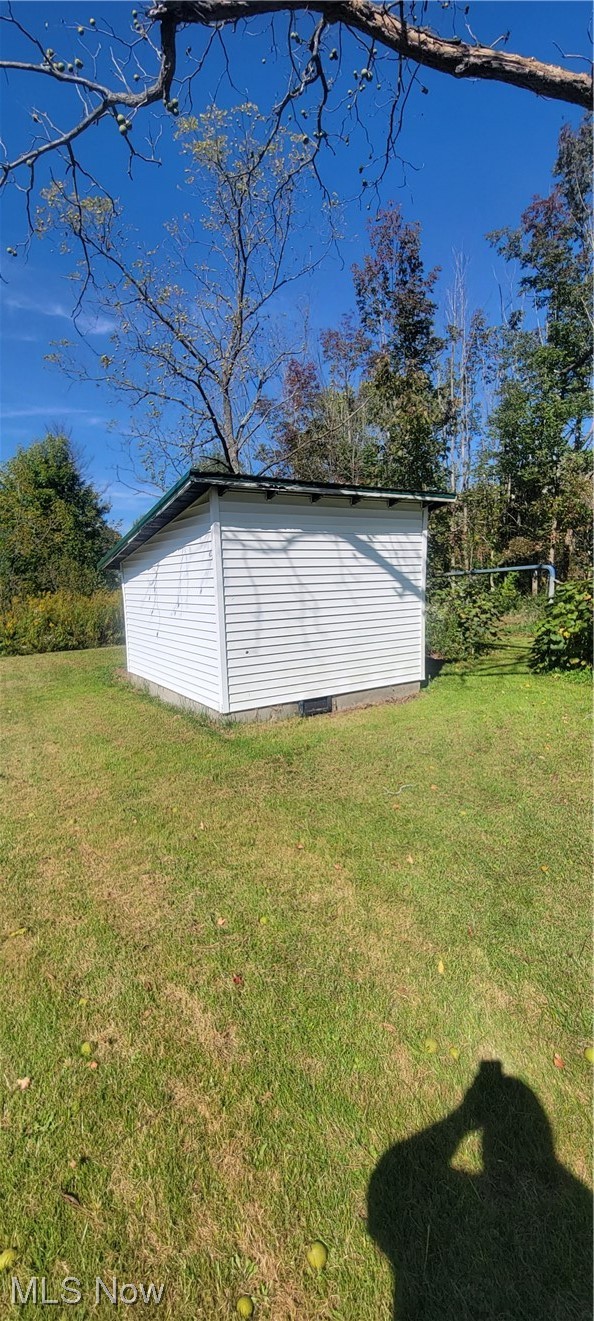 12399 Old State Road Chardon, OH 44024 - Photo 21 of 21 View of yard