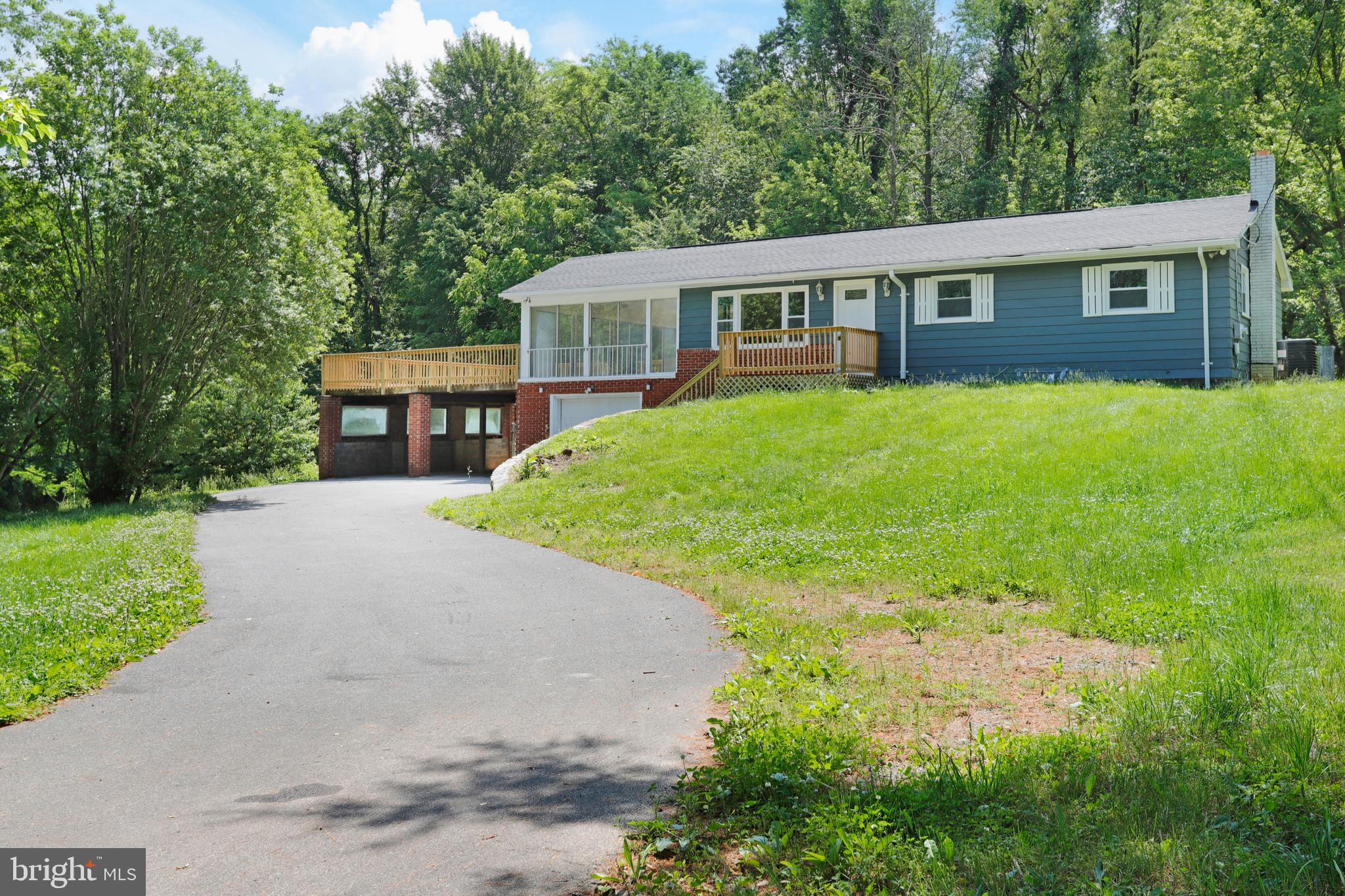13305 Draper Road Clear Spring, MD 21722 - Photo 2 of 42