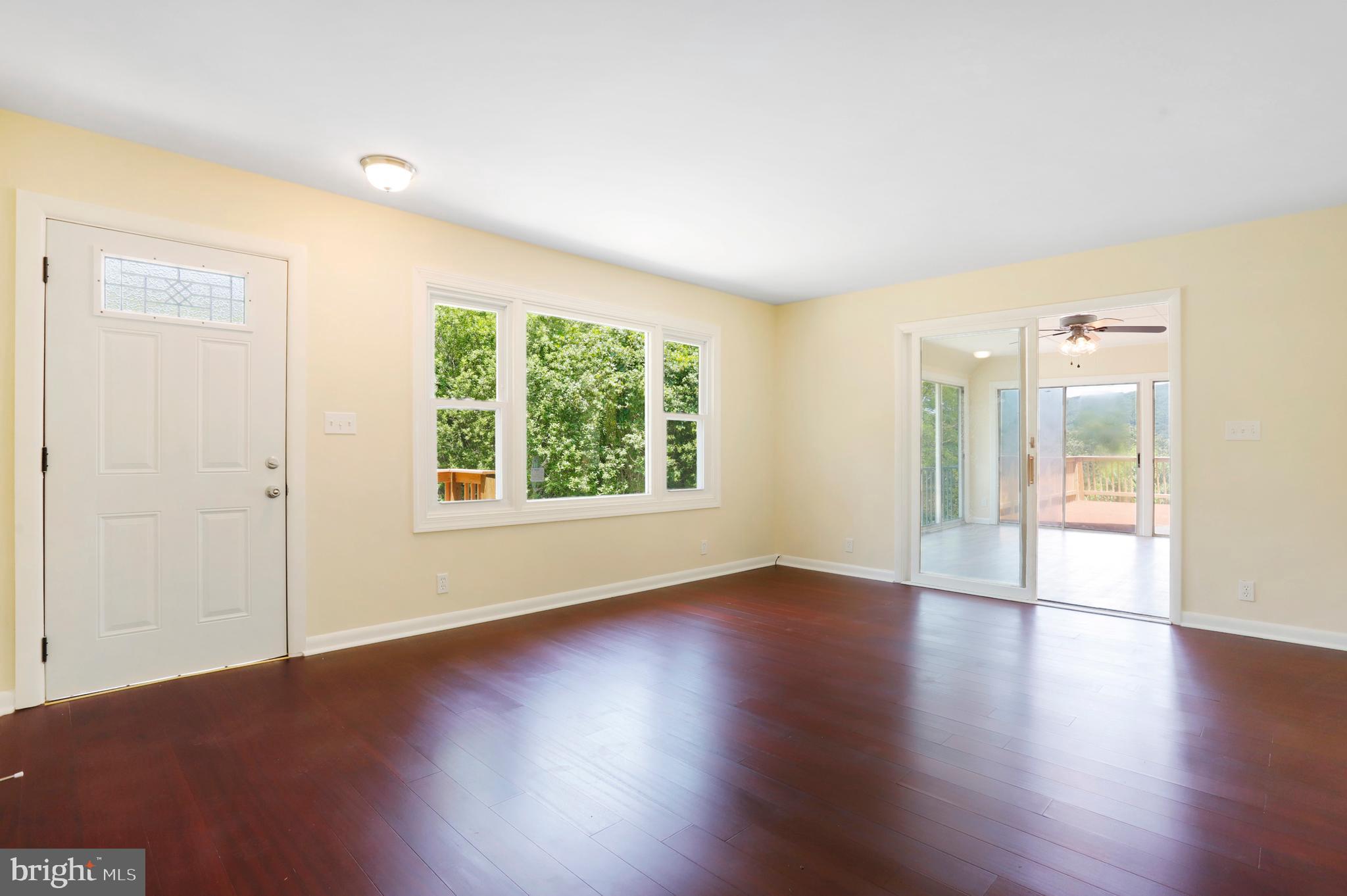 13305 Draper Road Clear Spring, MD 21722 - Photo 5 of 42