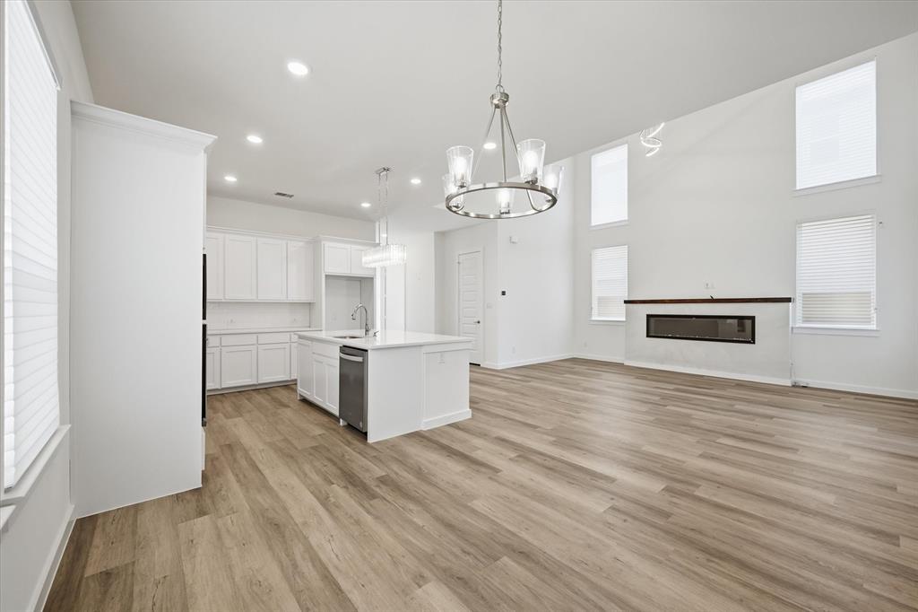 15584 Desert Broom Road Frisco, TX 75035 - Photo 2 of 40