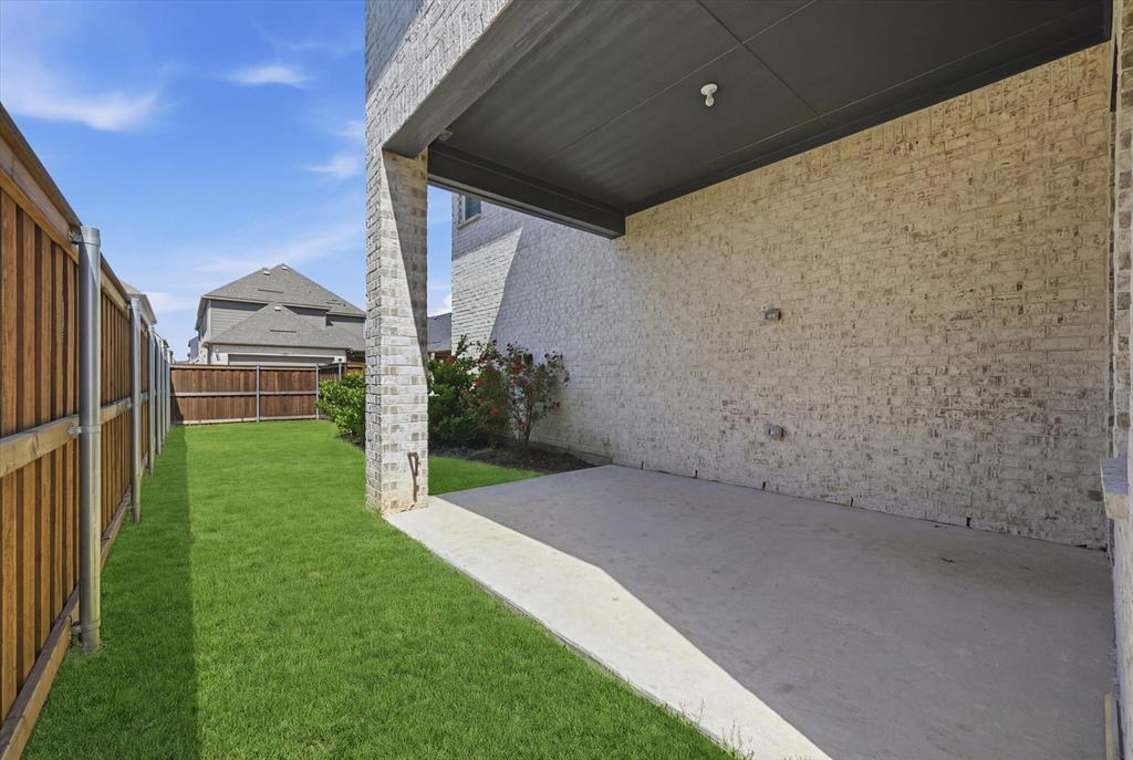 15584 Desert Broom Road Frisco, TX 75035 - Photo 32 of 40