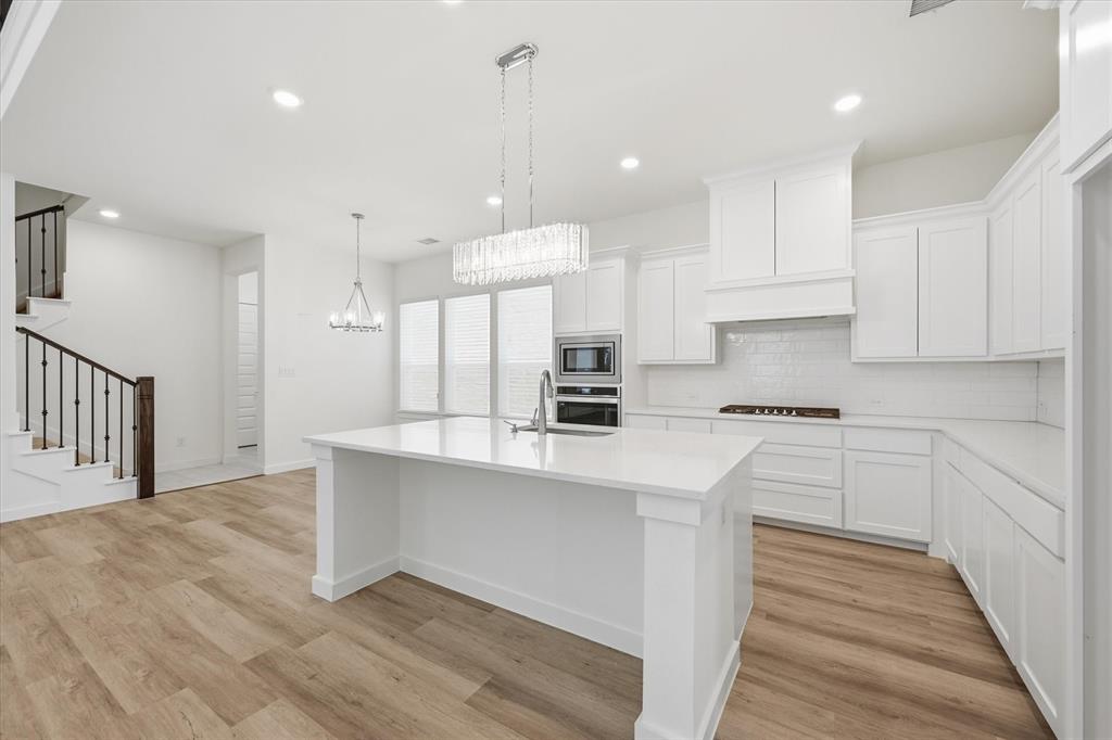 15584 Desert Broom Road Frisco, TX 75035 - Photo 8 of 40