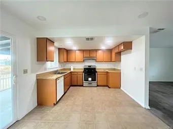 $2,650 | 15733 East Ave Q1, Palmdale, CA 93591