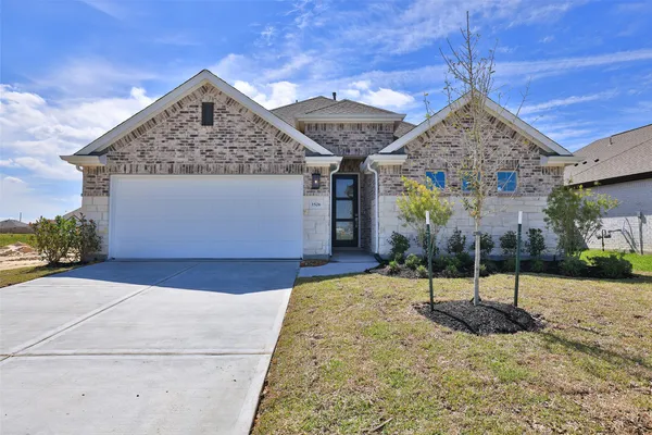 $299,990 | 1526 Waterway Reach Drive, Dayton, TX 77535