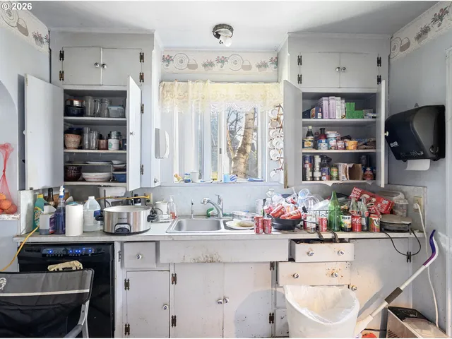 $190,000 | 1810 19th Street Northeast, Salem, OR 97301