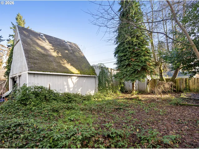 $190,000 | 1810 19th Street Northeast, Salem, OR 97301