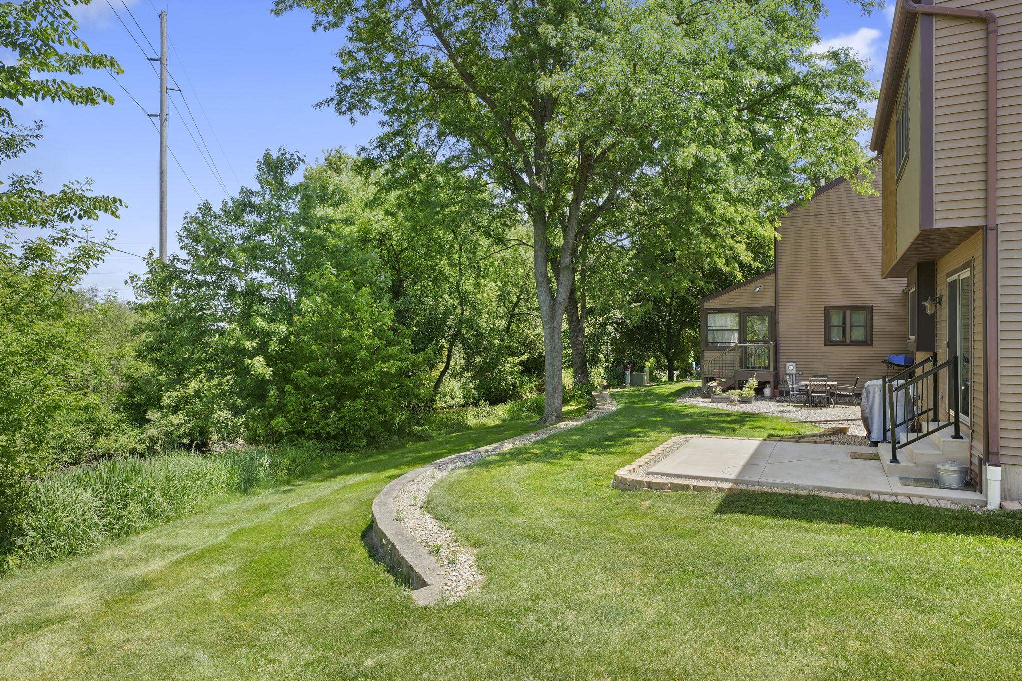 545 Knightsbridge Road, Unit 545 Waunakee, WI 53597 - Photo 38 of 42