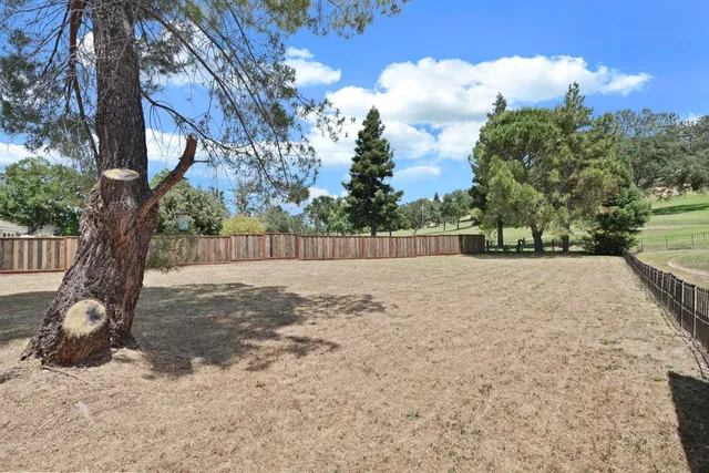 $575,000 | 445 La Contenta Way, Valley Springs, CA 95252