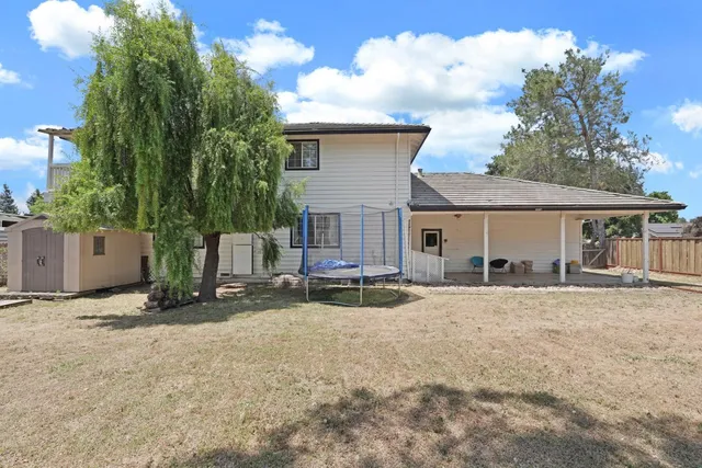 $575,000 | 445 La Contenta Way, Valley Springs, CA 95252