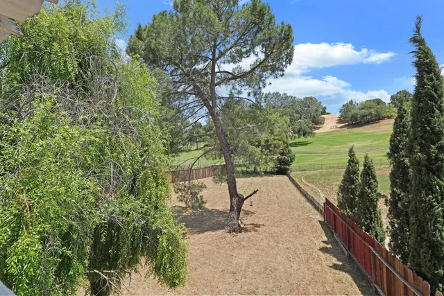 $575,000 | 445 La Contenta Way, Valley Springs, CA 95252