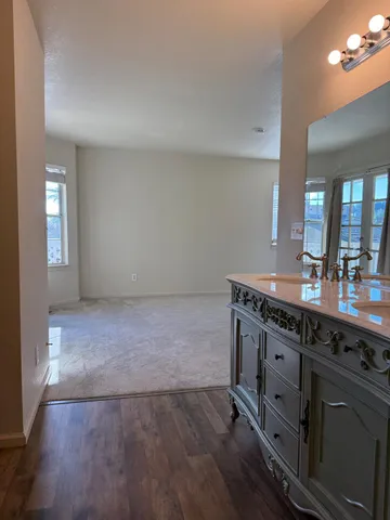 $575,000 | 445 La Contenta Way, Valley Springs, CA 95252