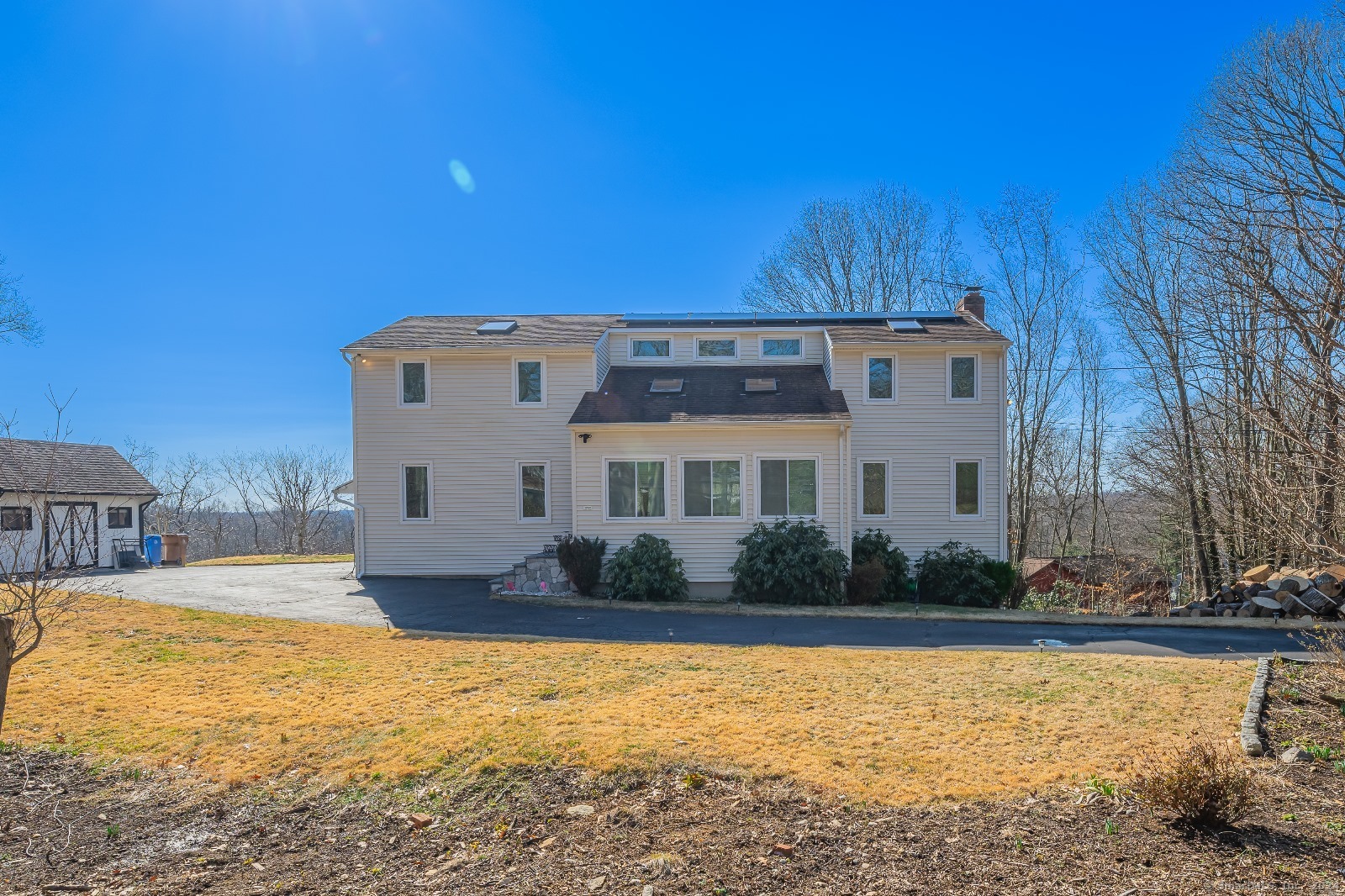 69 Soundridge Road Shelton, CT 06484 - Photo 1 of 1 Gallery Image 1