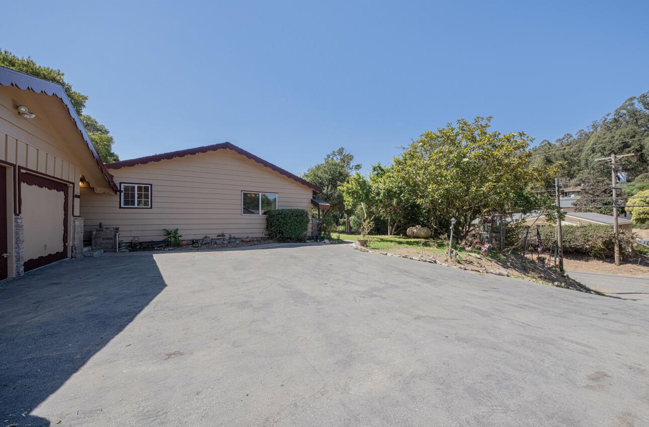 454 Paradise Road Salinas, CA 93907 - Photo 31 of 31 a view of a house with backyard and trees