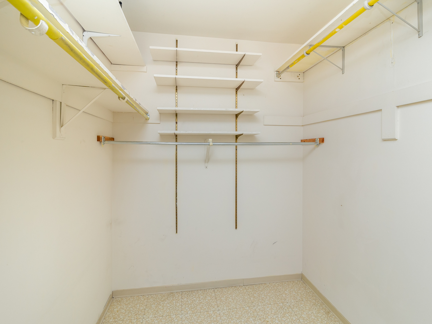 4100 Triumvera Drive, Unit 506B Glenview, IL 60025 - Photo 11 of 31