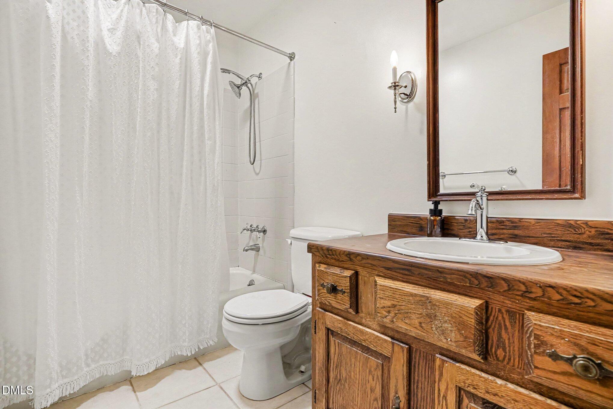 405 Lynchester Court Raleigh, NC 27615 - Photo 16 of 28 019_file_3390