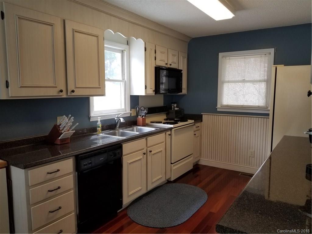 147 Canvasback Road Mooresville, NC 28117 - Photo 8 of 26 Gallery Image 8