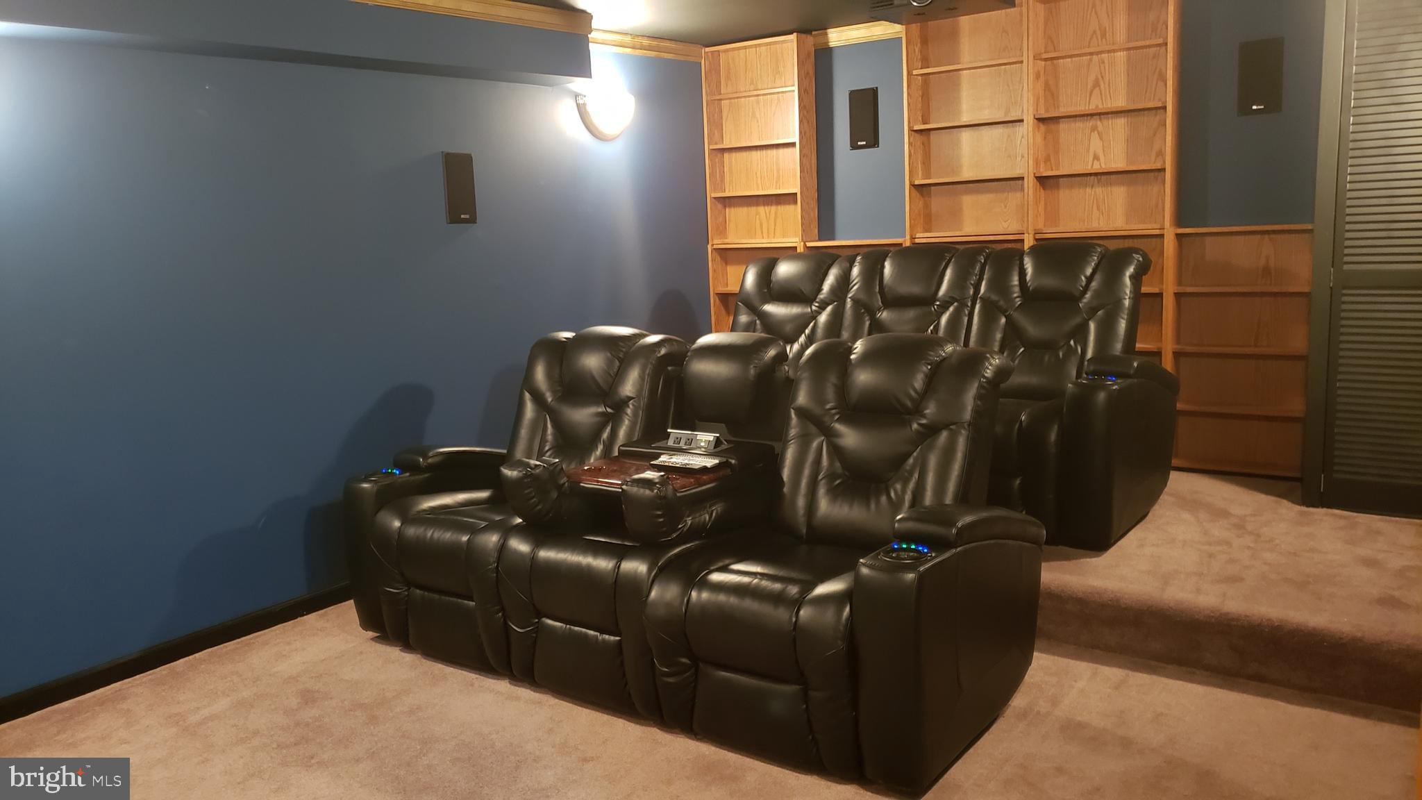 8637 Willow Run Road Baltimore, MD 21244 - Photo 51 of 56 Extremely comfy chairs