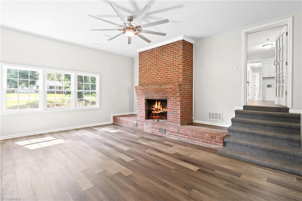 2619 William Allen Road Burlington, NC 27217 - Photo 13 of 36 Great Room