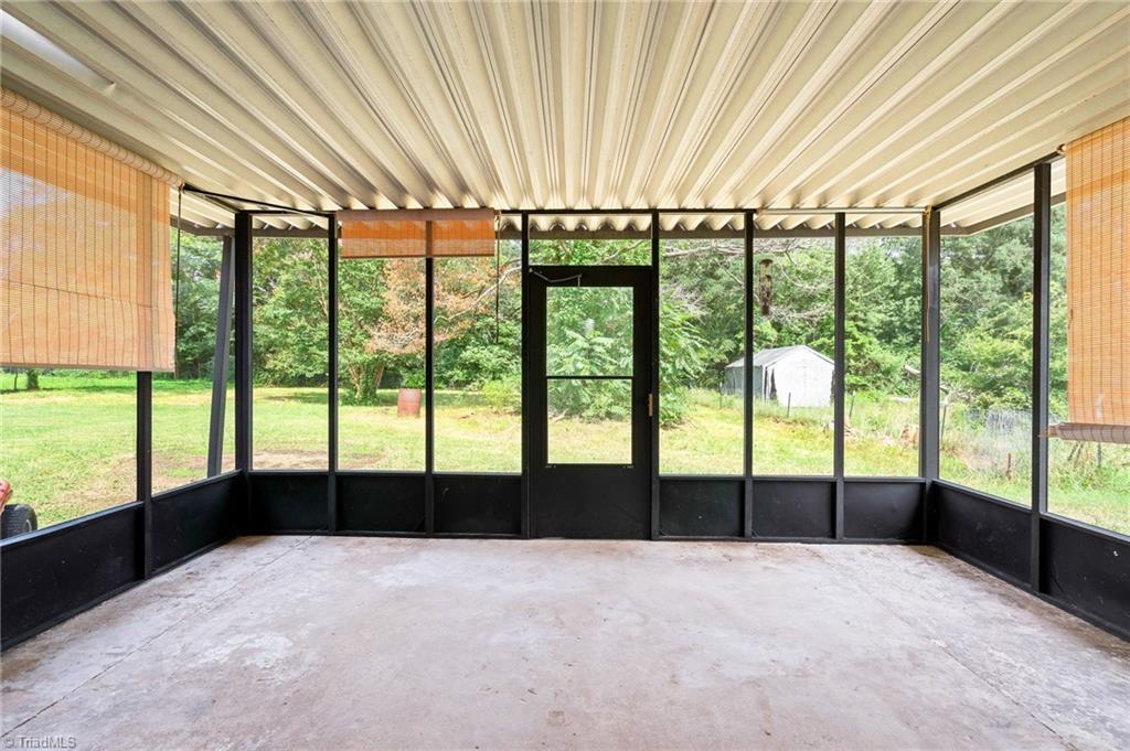 2619 William Allen Road Burlington, NC 27217 - Photo 15 of 36 Screened porch off of Great Room