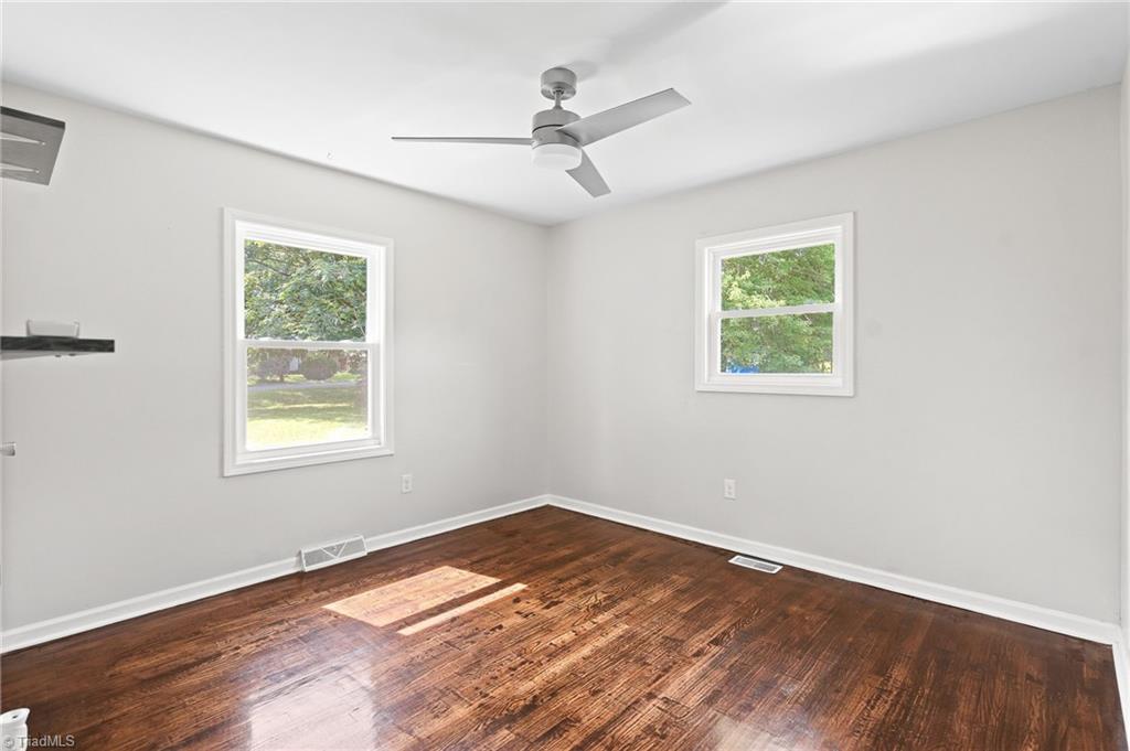 2619 William Allen Road Burlington, NC 27217 - Photo 17 of 36 Primary Bedroom