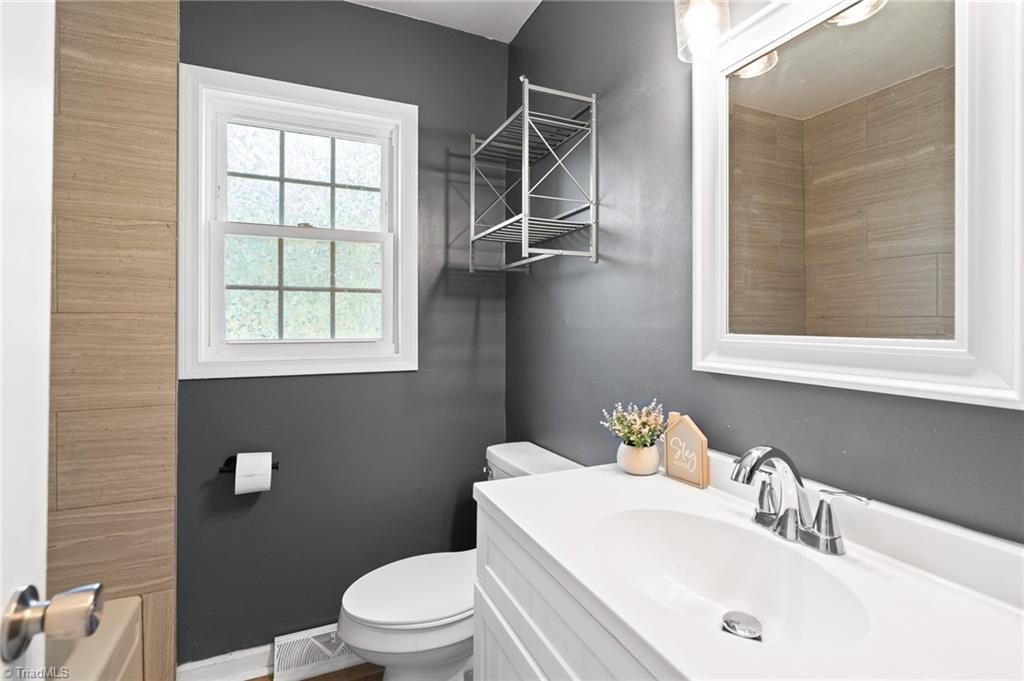 2619 William Allen Road Burlington, NC 27217 - Photo 23 of 36