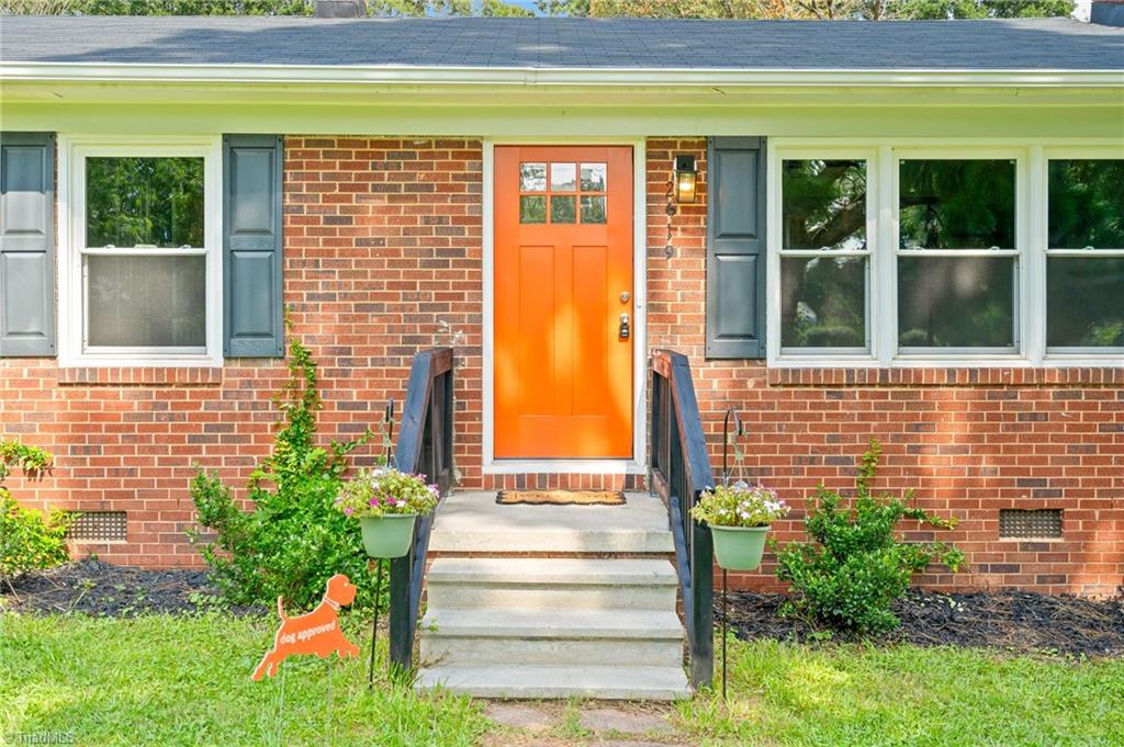 2619 William Allen Road Burlington, NC 27217 - Photo 4 of 36