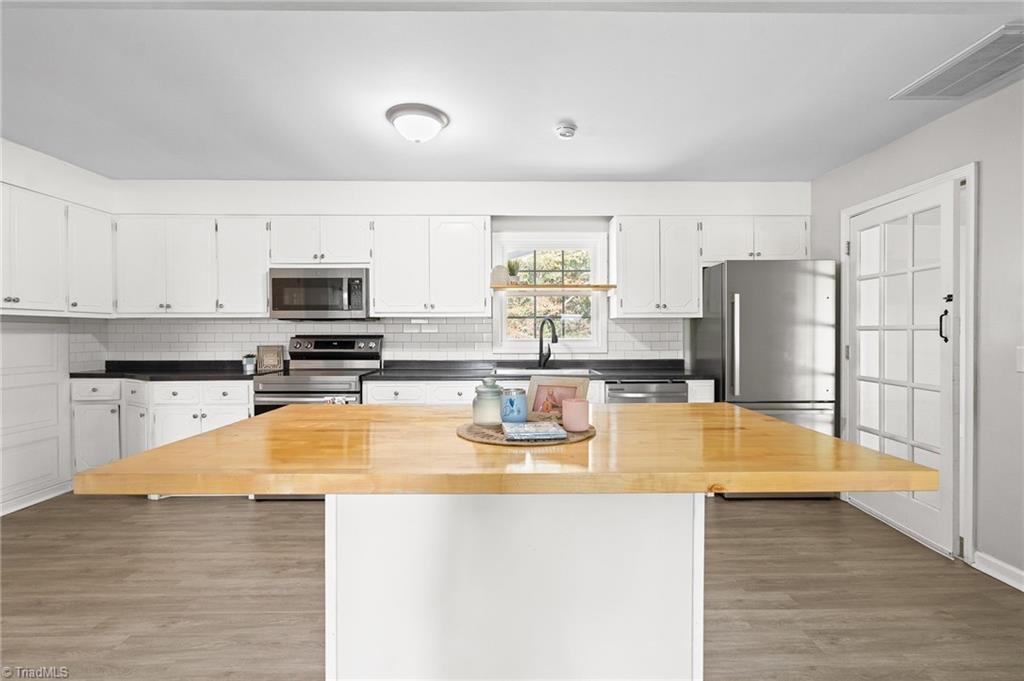 2619 William Allen Road Burlington, NC 27217 - Photo 9 of 36