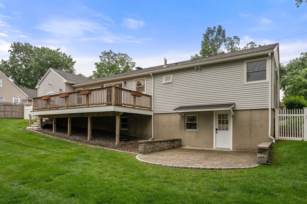 69 Summit Avenue Marlborough, MA 01752 - Photo 27 of 34