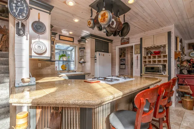 $750,000 | 3353 Woodland Road, New Meadows, ID 83654