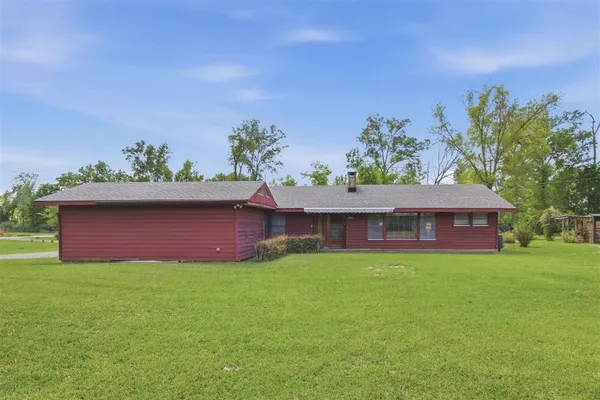 $185,000 | 805 Goss Road, Westlake, LA 70669
