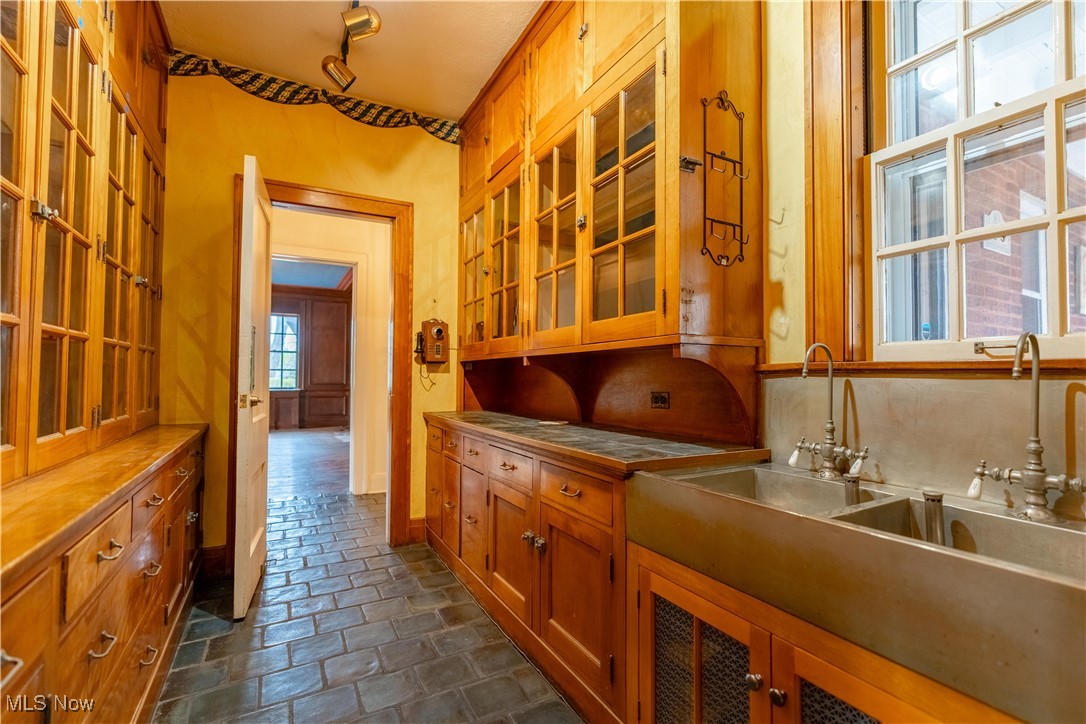 29 Putnam Road Akron, OH 44313 - Photo 13 of 50 Gallery Image 13