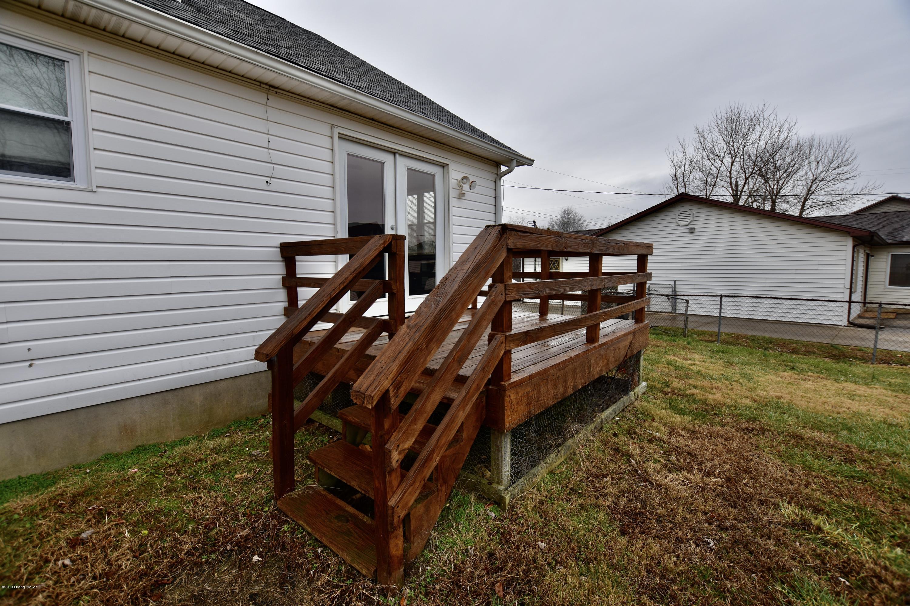 2644 Lake Road North, Unit N Radcliff, KY 40160 - Photo 30 of 32 D4A65E99-31F1-4DBA-A131-B5094DC5A862_1_2