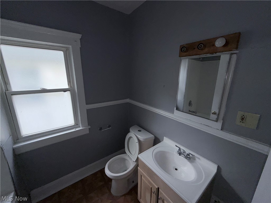 1758 Alcoy Road, Unit UP Cleveland, OH 44112 - Photo 8 of 9 Gallery Image 8
