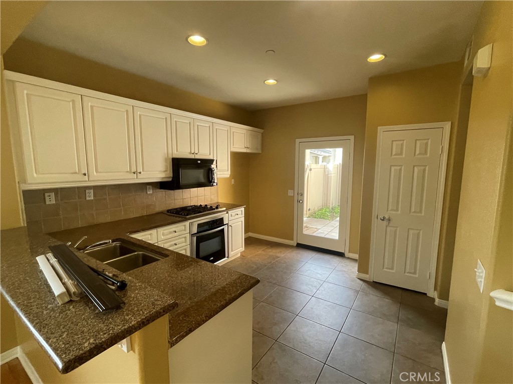 1882 Lobo Riverside, CA 92501 - Photo 32 of 39