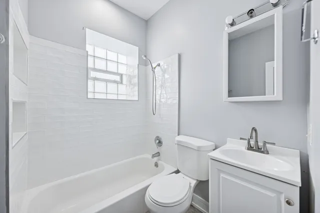 $1,375 | 4212 South King Drive, Unit 3W, Chicago, IL 60653