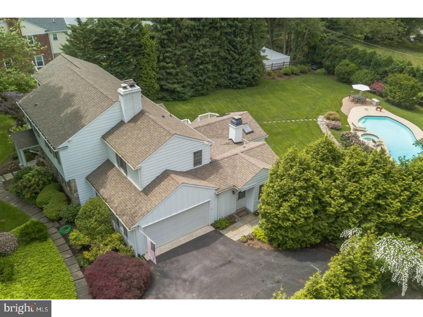 610 Mount View Road Berwyn, PA 19312 - Photo 2 of 25