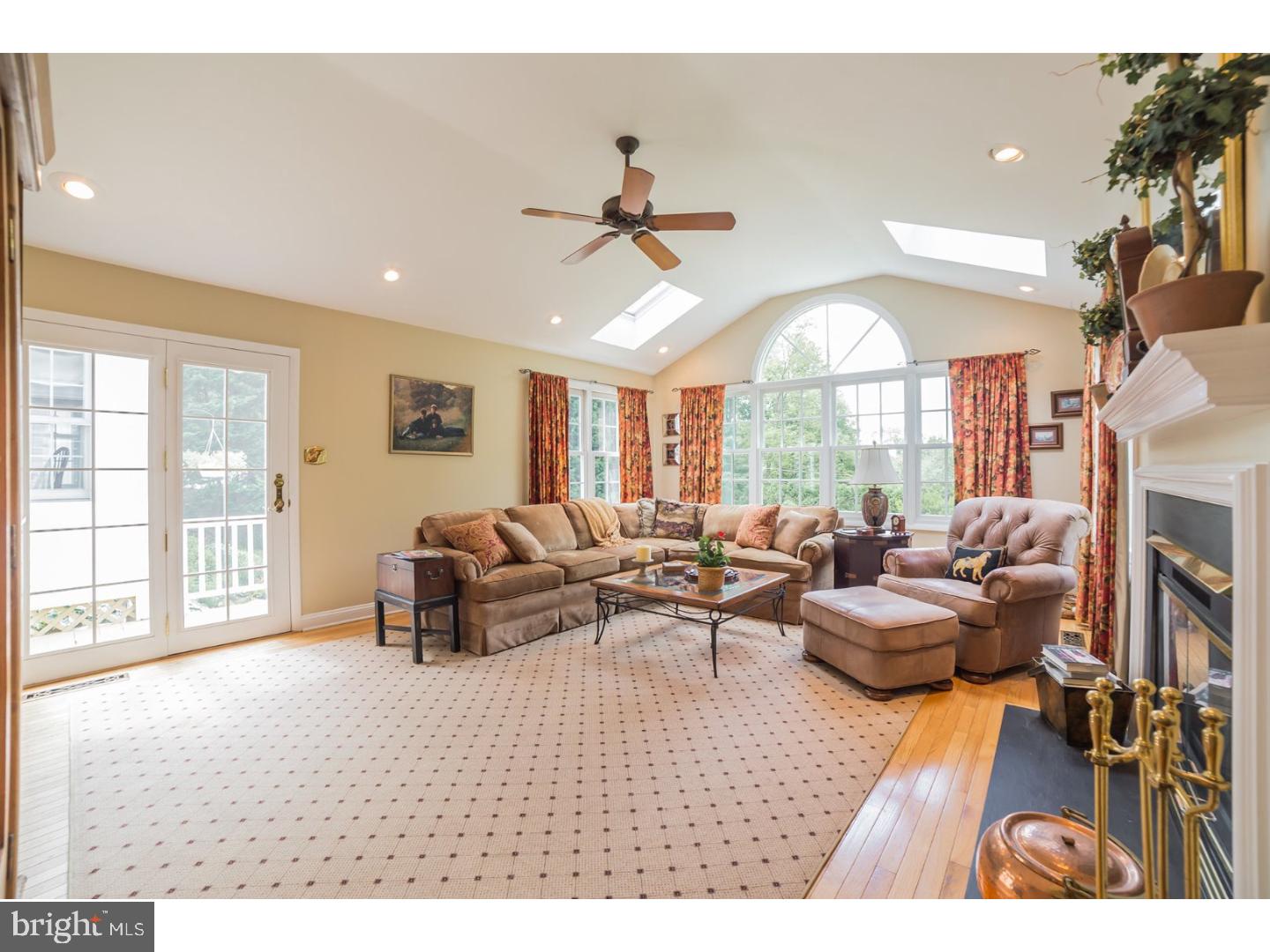 610 Mount View Road Berwyn, PA 19312 - Photo 18 of 25 Family Room