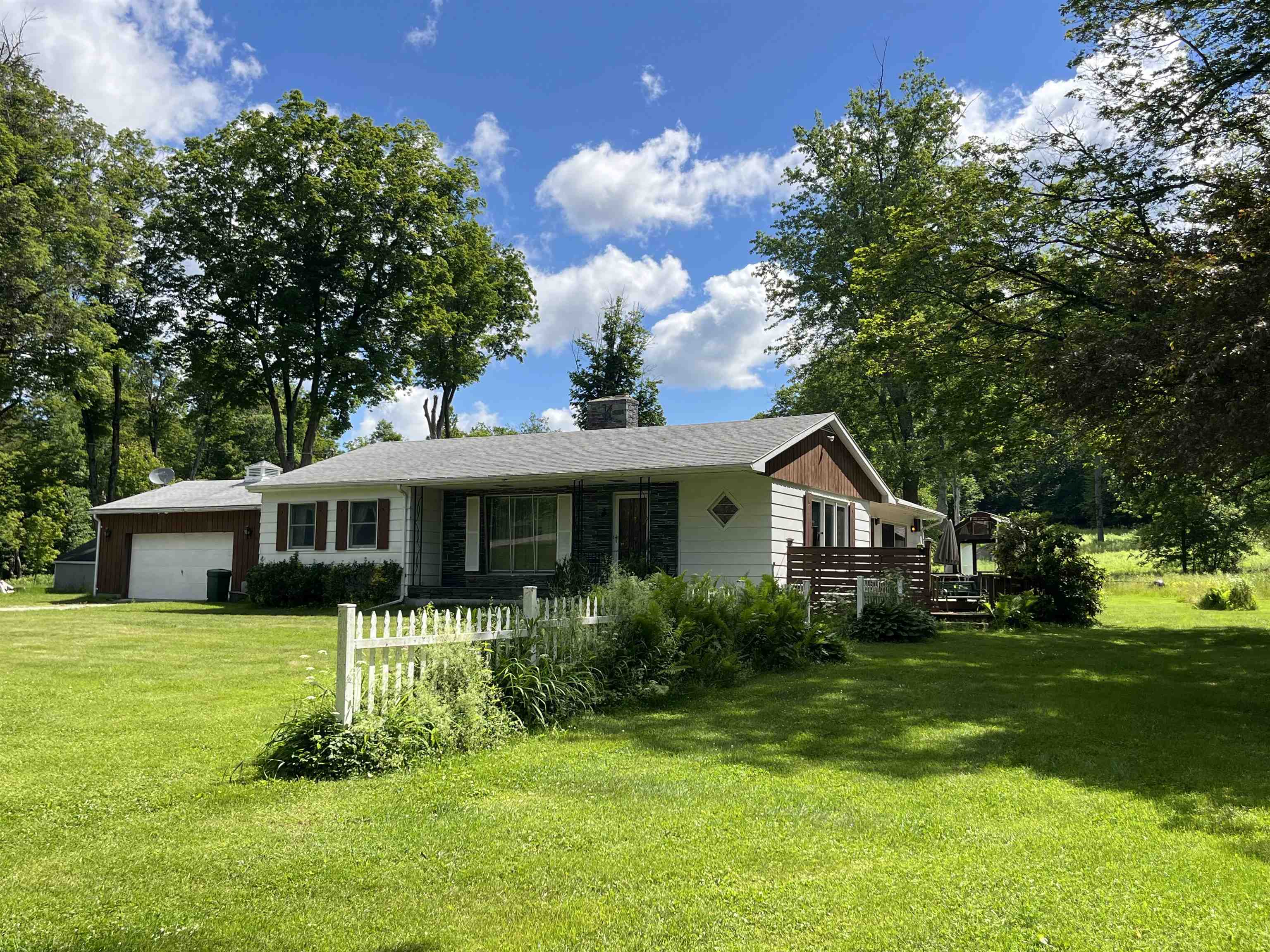 18 Mont Vert Road Middletown Springs, VT 05757 - Photo 1 of 40