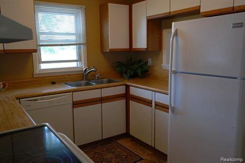 2537 Baker Road Dexter, MI 48130 - Photo 8 of 24 baker8.jpg