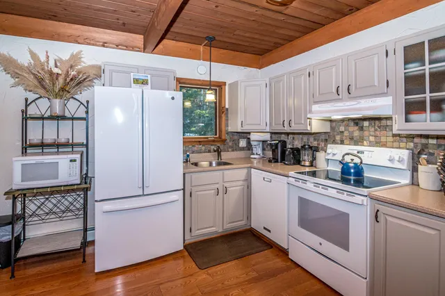 $650,000 | 28 North Hampshire Ridge Road, Jackson, NH 03846